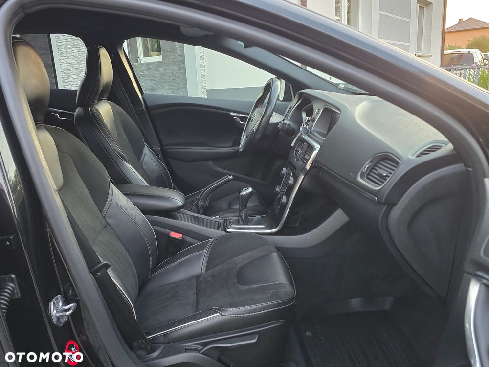 Volvo V40 D2 RDesign - 26