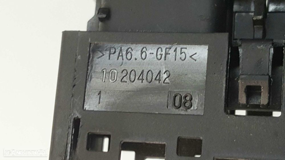 INSERIR INTERRUPTOR DE PARADA SEAT LEON (5F1) STYLE PLUS - 2