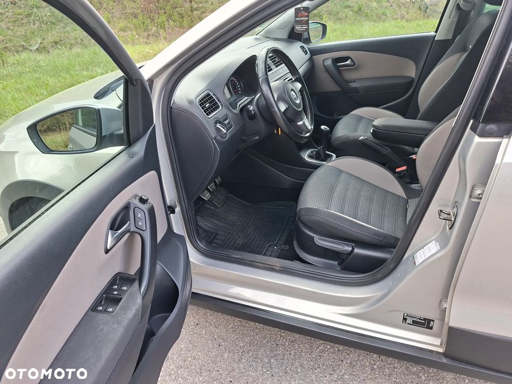 Volkswagen Polo Cross - 32