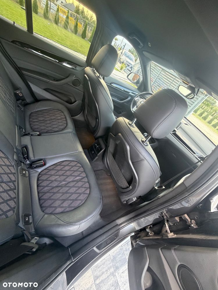 BMW X1 sDrive20i xLine - 39
