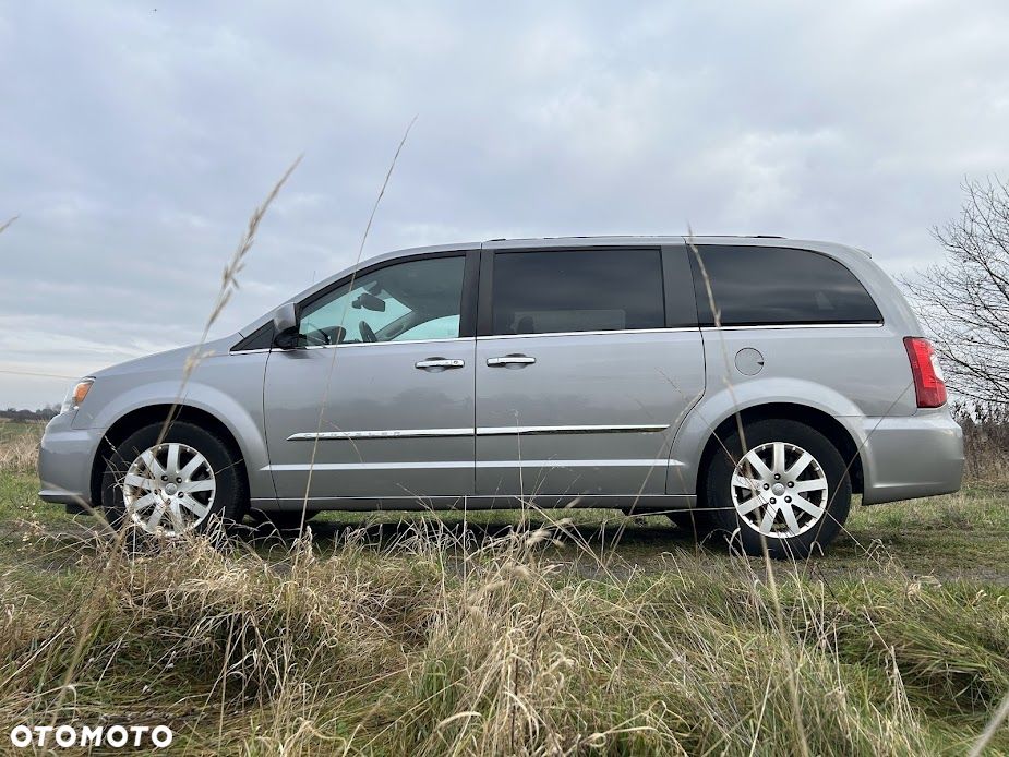 Chrysler Town & Country 3.6 Touring - 1