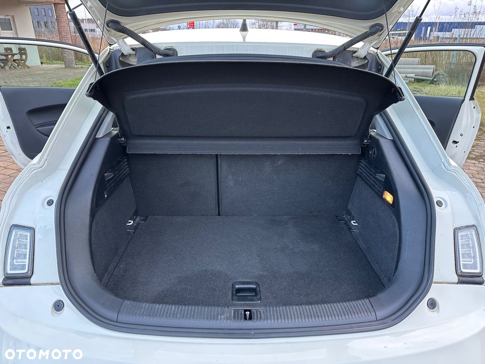Audi A1 3-drzwiowe 1.4 TFSI S line edition - 16