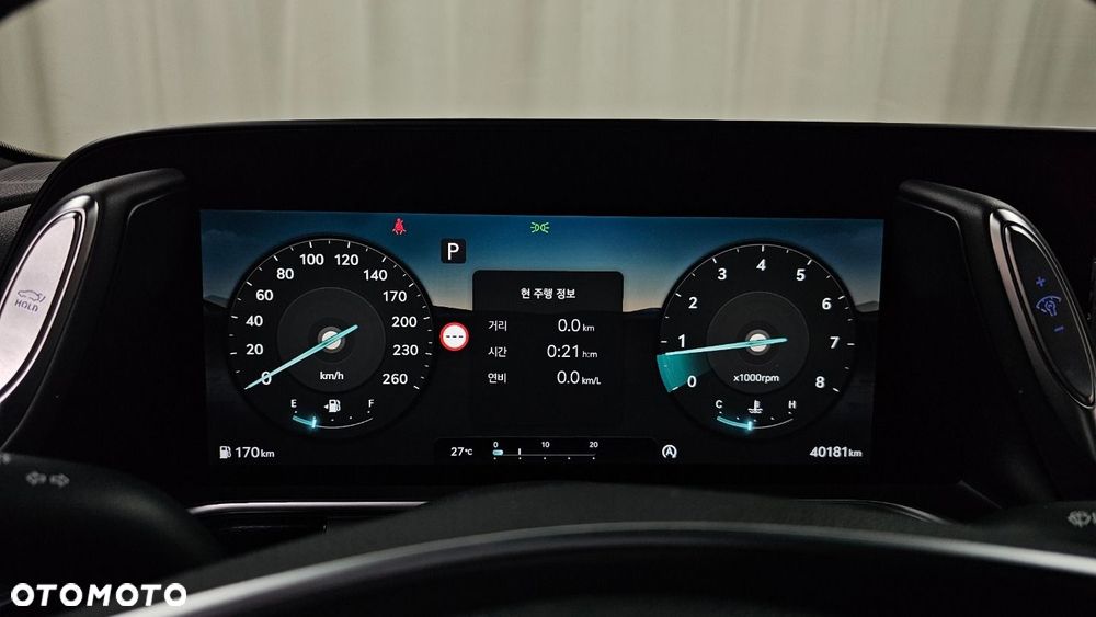 Genesis G90 - 13