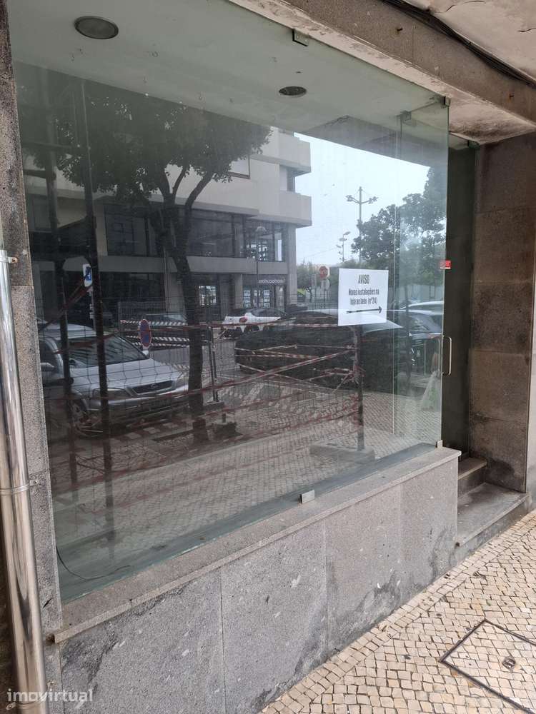 Arrendo loja na Rua Caetano de Oliveira, 32 , Centro, Póvoa de Varzim - Grande imagem: 4/5