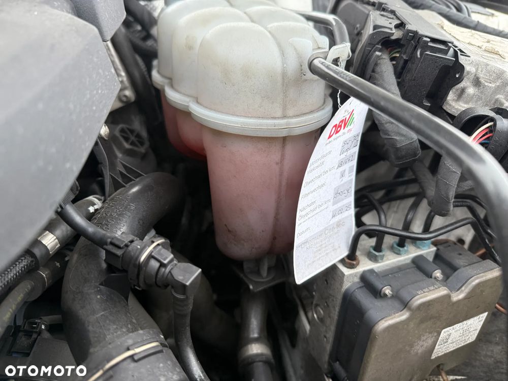 Audi A4 Avant 2.0 TDI ultra S tronic sport - 13