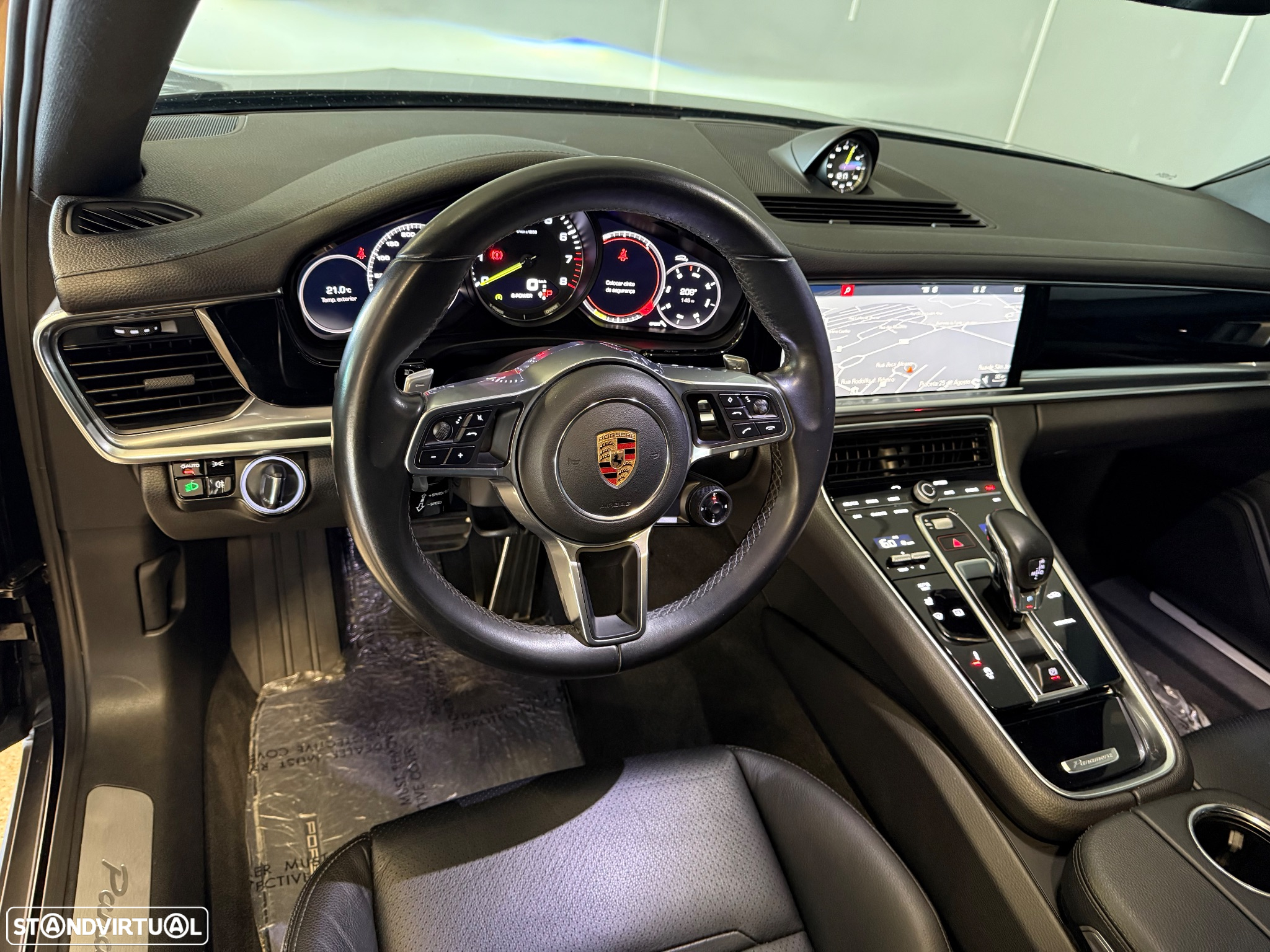 Porsche Panamera Sport Turismo 4 E-Hybrid - 17