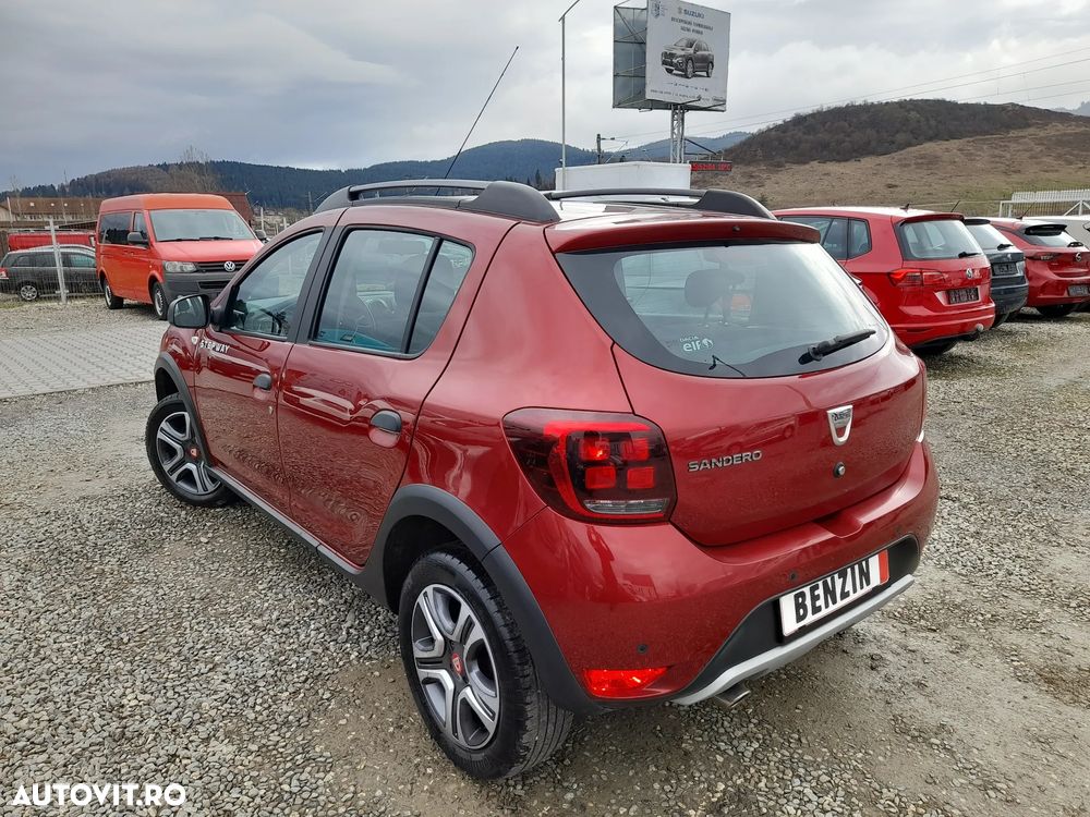 Dacia Sandero Stepway TCe 90 (S&S) Celebration - 4