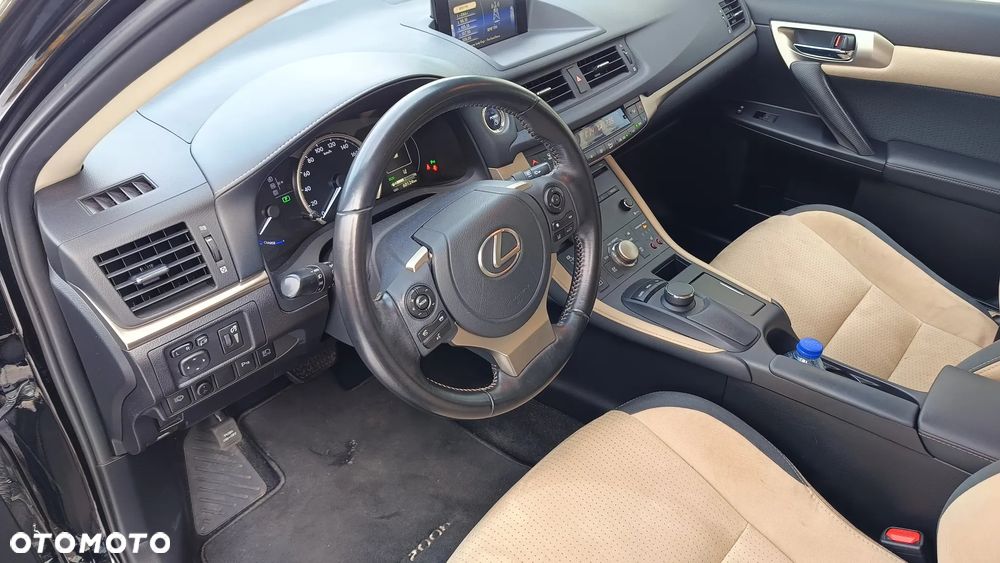 Lexus CT 200h Business Edition - 18
