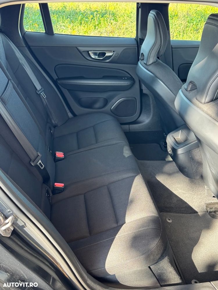 Volvo V60 D3 Momentum - 13