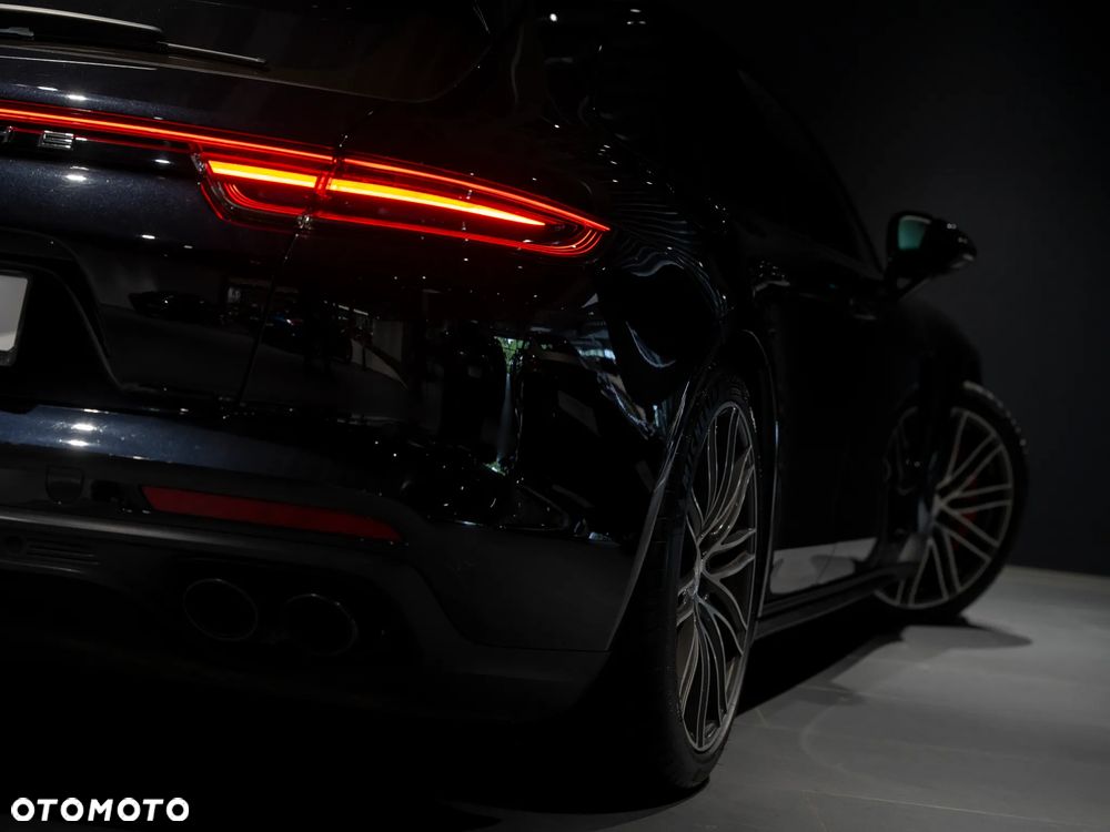 Porsche Panamera Turbo - 13