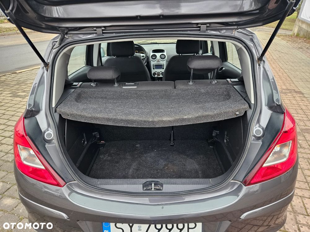 Opel Corsa 1.2 16V Cosmo - 14