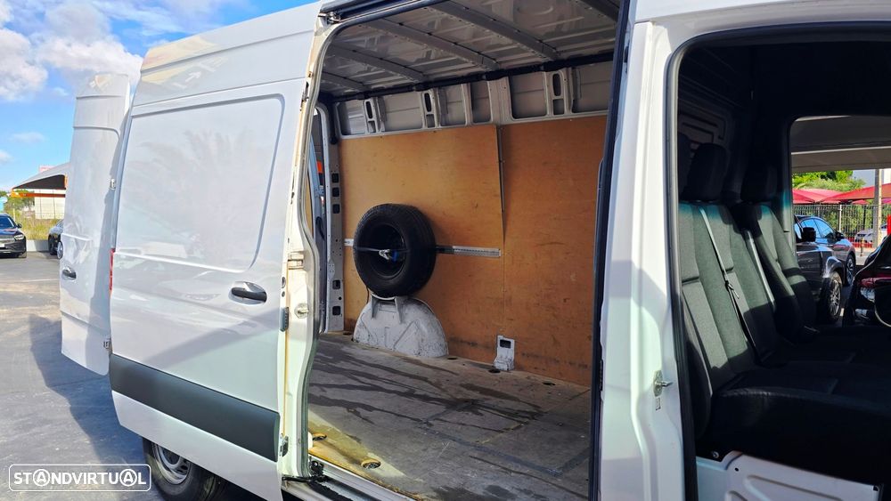 Mercedes-Benz eSprinter 312/39 - 11