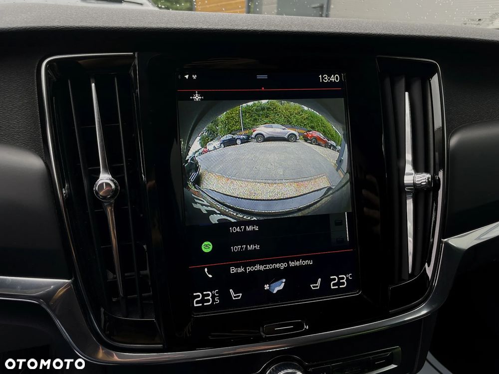 Volvo V90 D4 Geartronic Kinetic - 24