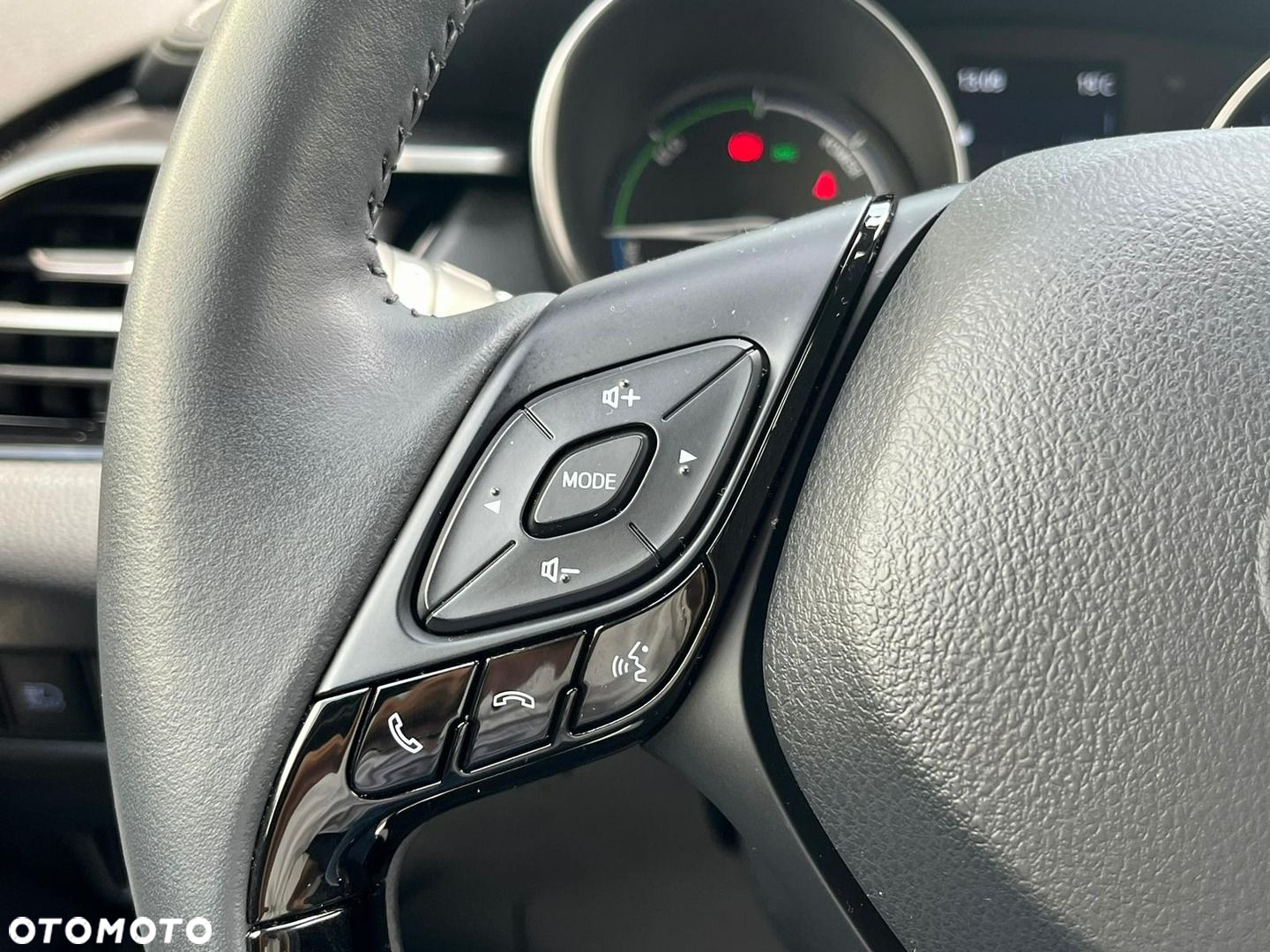 Toyota C-HR - 21