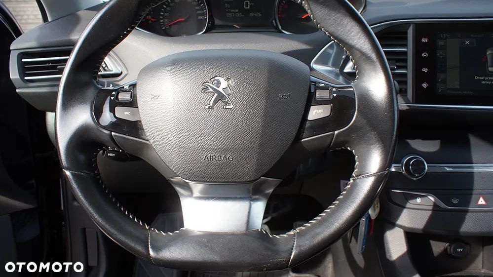 Peugeot 308 BlueHDi FAP 100 Stop&Start Access - 17