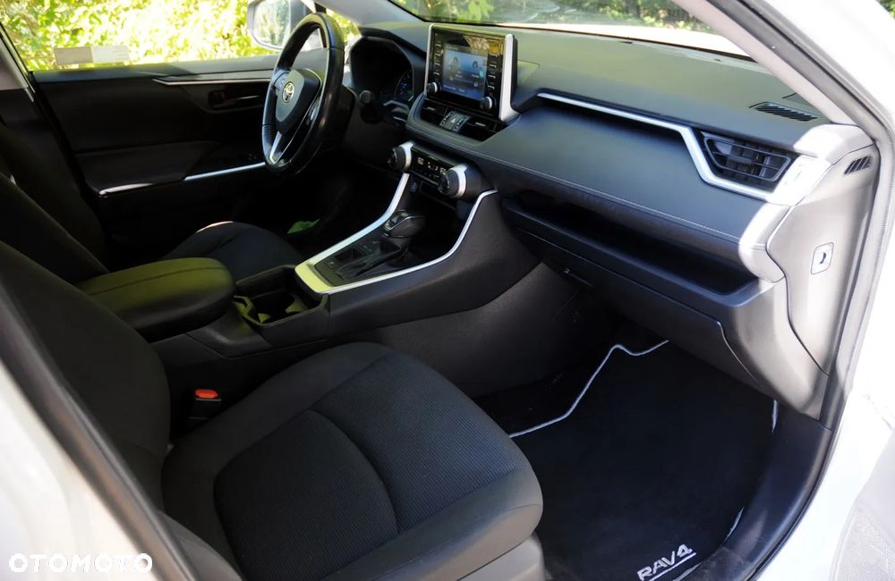 Toyota RAV4 2.5 Hybrid Active 4x2 - 8