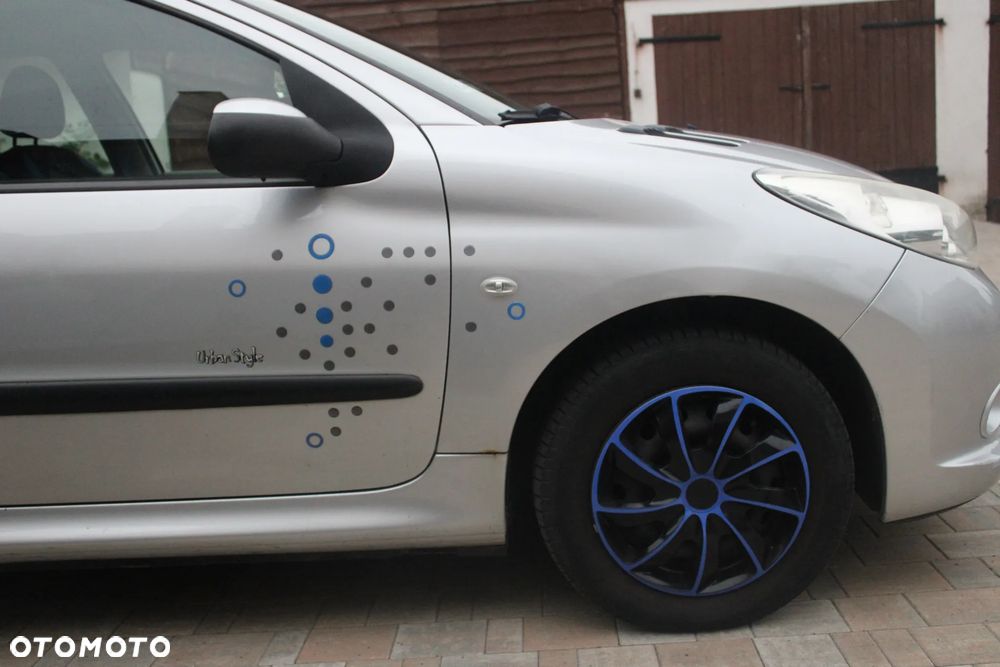 Peugeot 206 plus - 8
