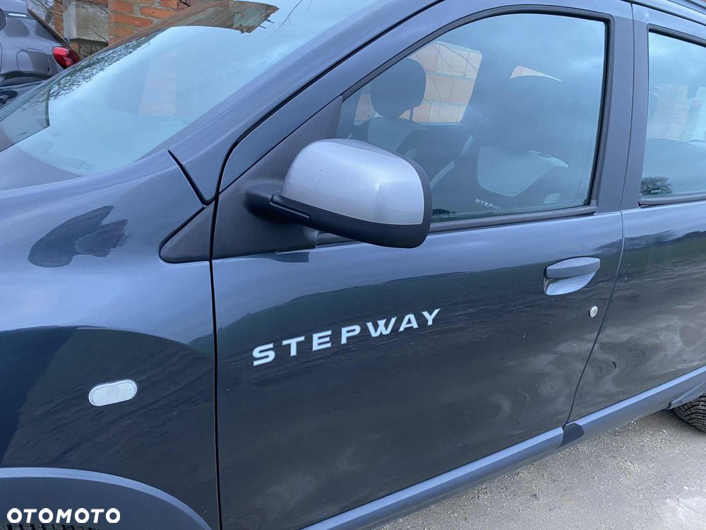 Dacia Lodgy 1.5 Blue dCi Stepway S&S EU6d - 18