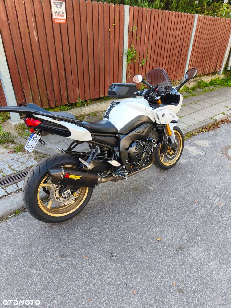 Yamaha FZ8 - 2