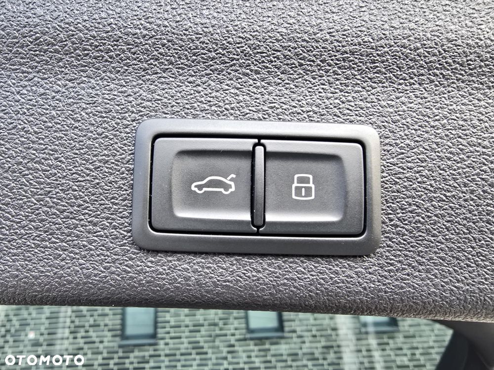 Audi A6 Avant 40 TDI quattro S tronic sport - 18