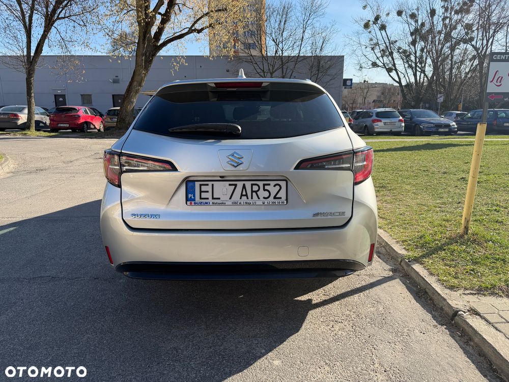 Suzuki Swace 1.8 Hybrid Premium Plus CVT - 6