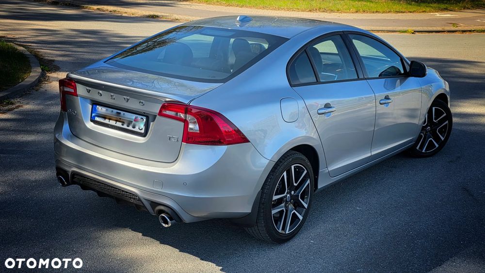 Volvo S60 T5 Drive-E Dynamic Edition (Momentum) - 6