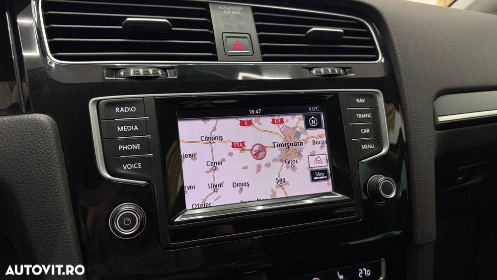 Volkswagen Golf - 18