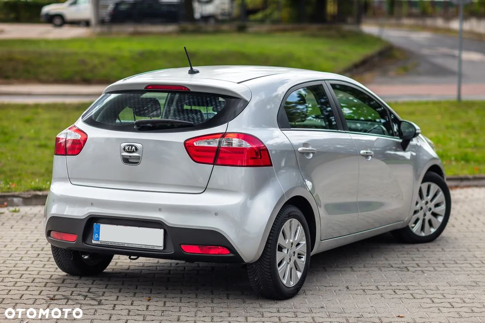 Kia Rio 1.4 CRDI Spirit - 31