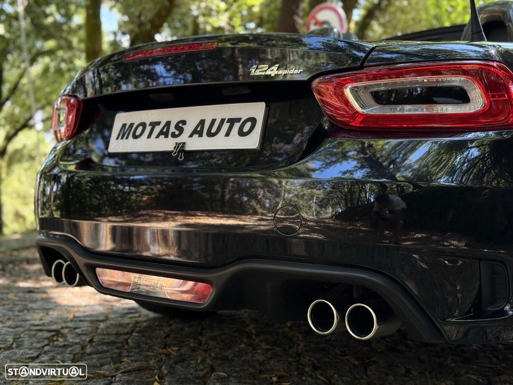 Abarth 124 Spider - 14