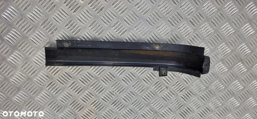 Land Rover Discovery II Listwa Pod Lampę Przód - 5