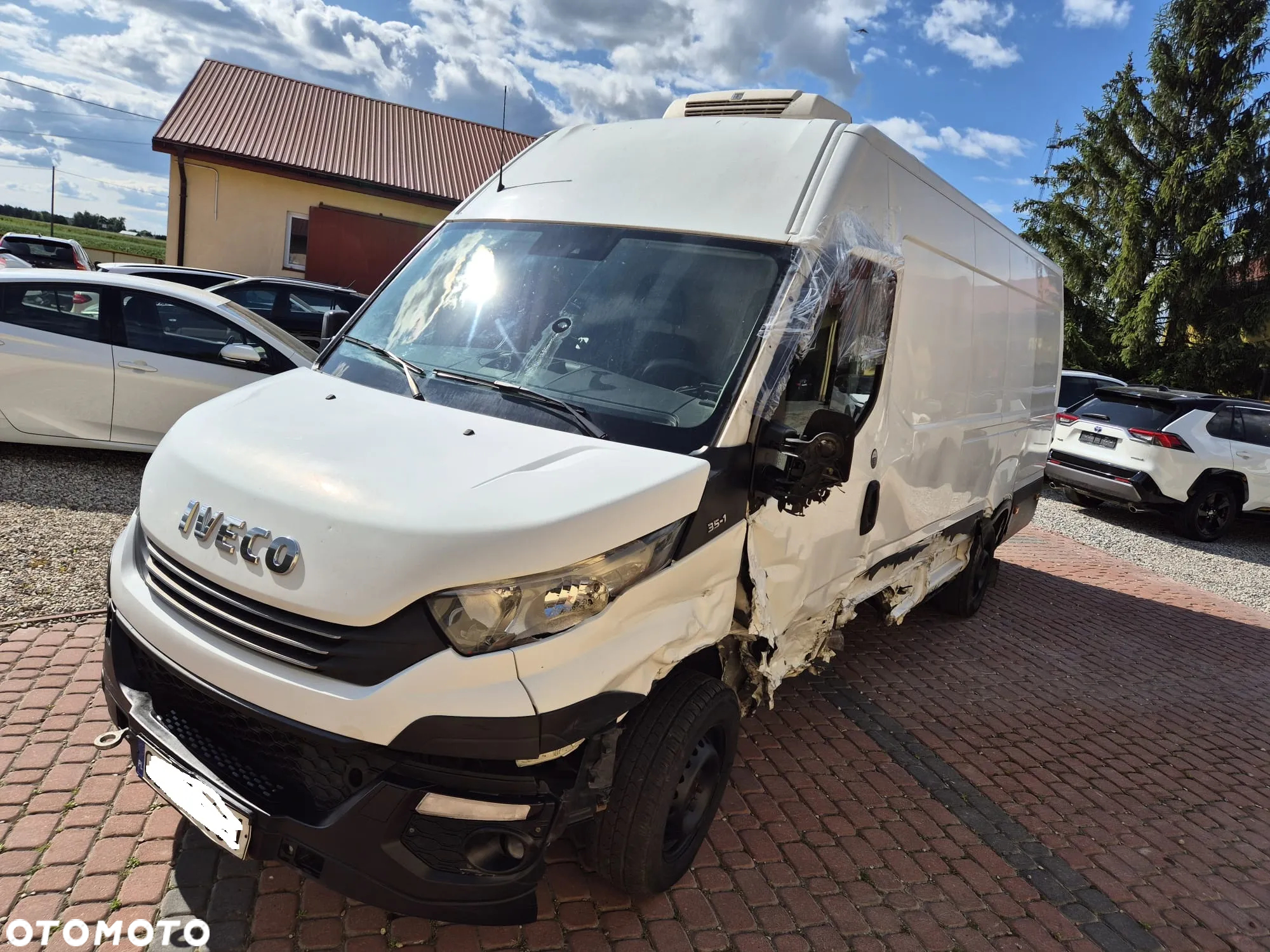 Iveco 35S18 HI MATIC CHŁODNIA - 17