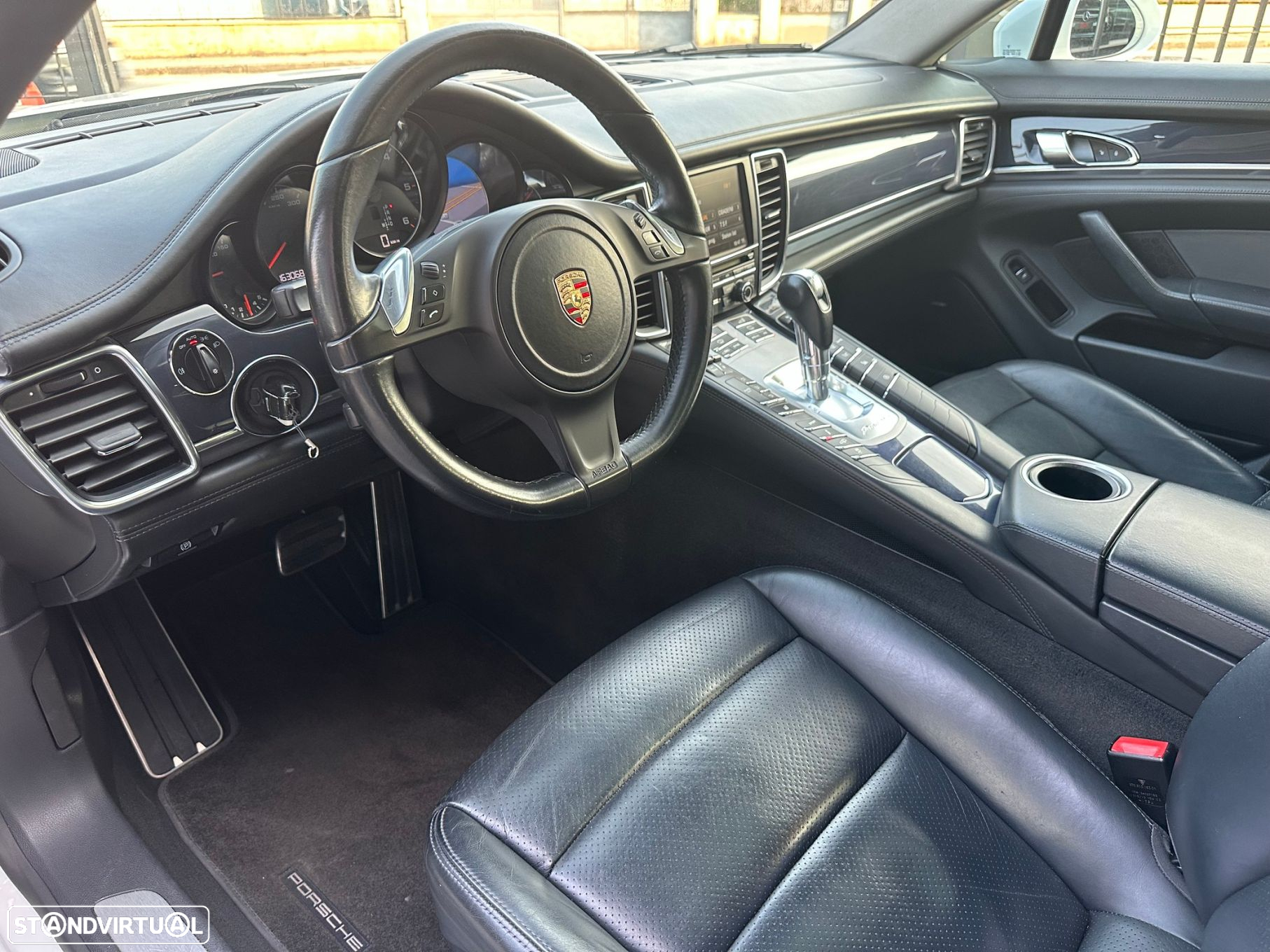 Porsche Panamera Standard - 13