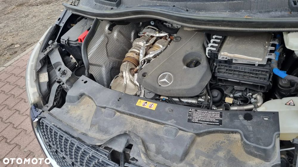 Mercedes-Benz Klasa V 300 d Extralang 9G-TRONIC Avantgarde Edition - 19