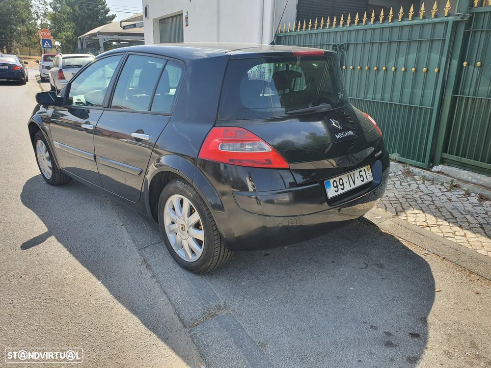 Renault Mégane 1.5 dCi Dynamique - 6