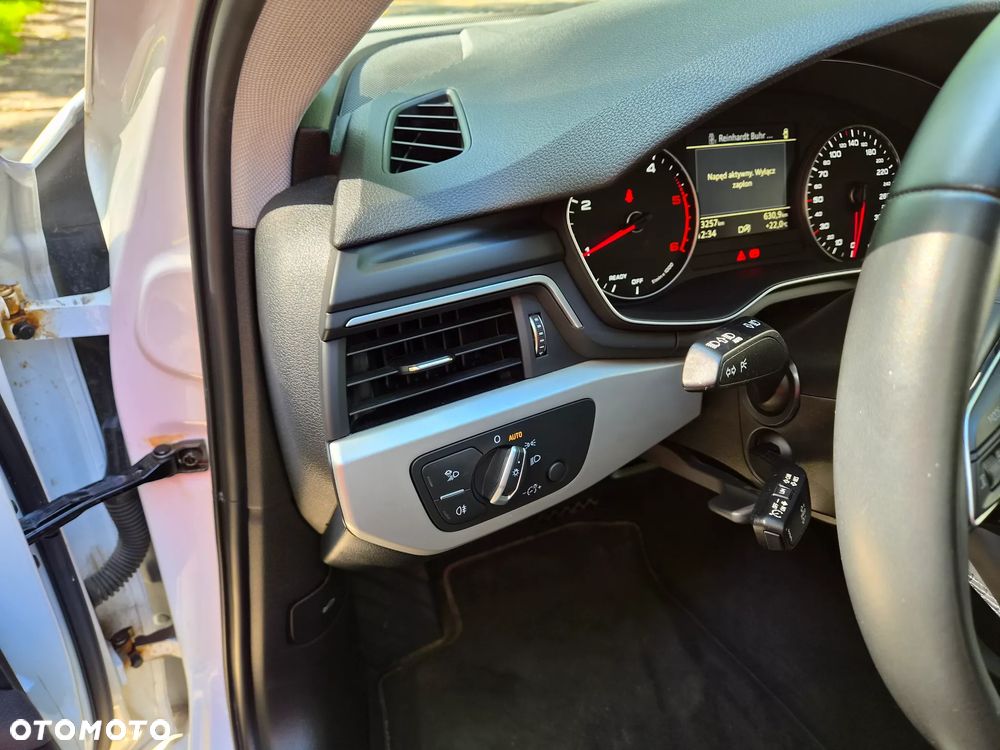 Audi A4 Limousine 35 TDI mHEV Advanced S tronic - 32