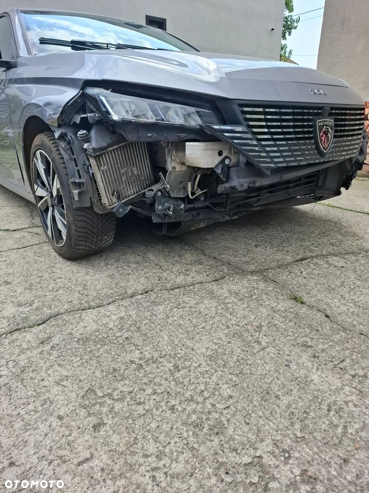 Peugeot 308 1.5 BlueHDi Active S&S EAT8 - 6