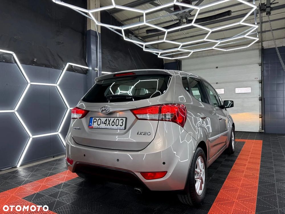 Hyundai ix20 1.4 Comfort - 6