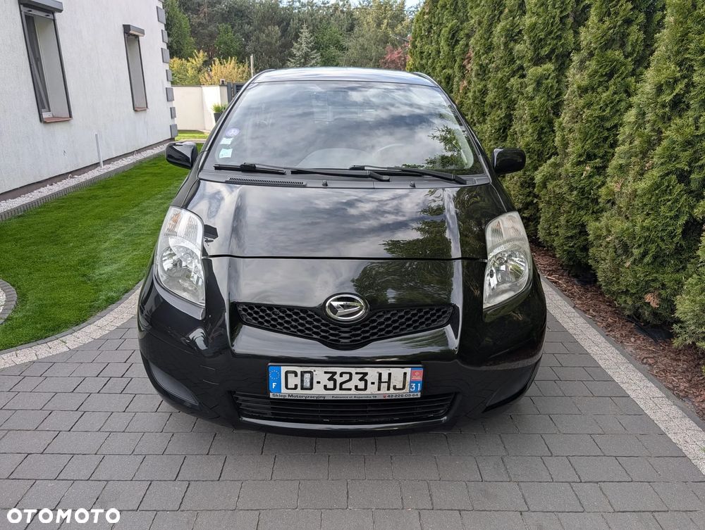 Toyota Yaris - 2