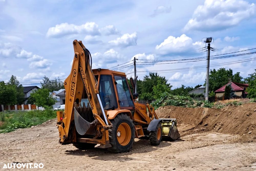 Case 580G Buldoexcavator 4x4 - 2