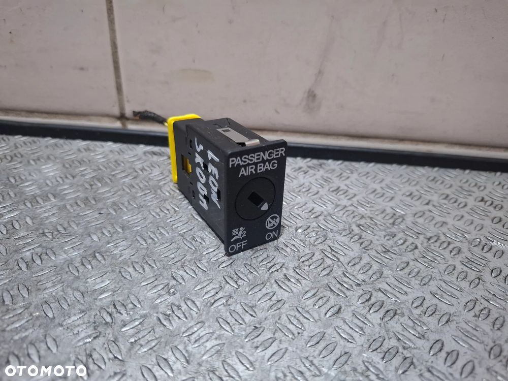 Przełącznik włącznik airbag Audi Seat Skoda Volkswagen nr 5Q0919237 - 1