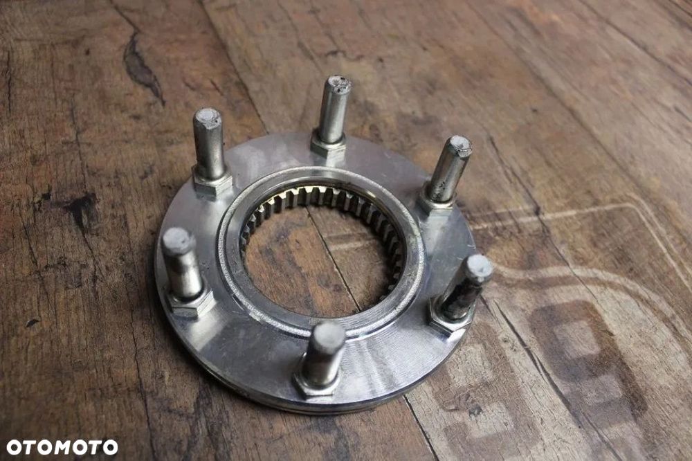 ZABIERAK WIELOKLIN KARDANA VL800 VOLUSIA C50 - 2