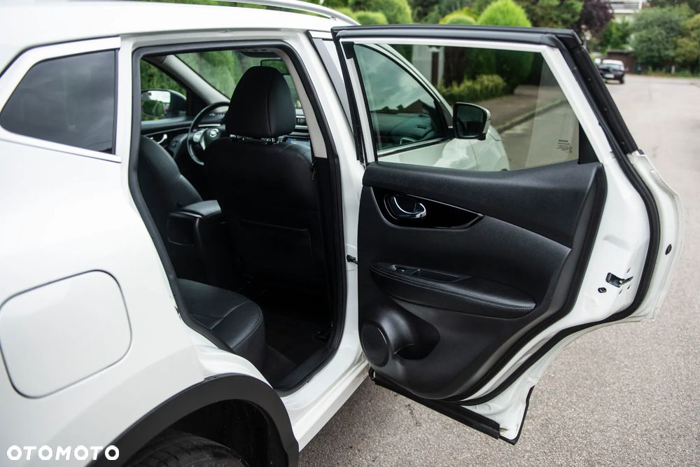 Nissan Qashqai 1.6 DIG-T Tekna - 34
