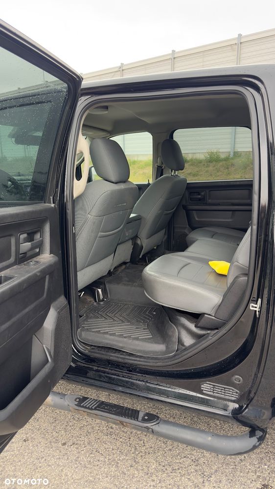 Dodge RAM 1500 5.7 4x4 - 7