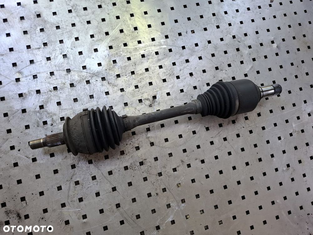 PÓŁOŚ LEWA KRÓTKA MERCEDES W169 2,0 CDI OM 640 - 2