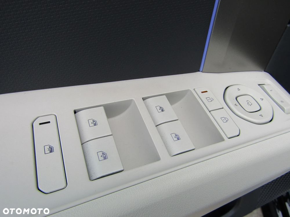 Kia EV3 81.4kWh GT Line - 24