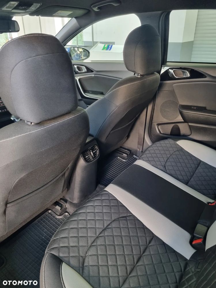 Kia Ceed 1.4 T-GDI GT-Line DCT - 12