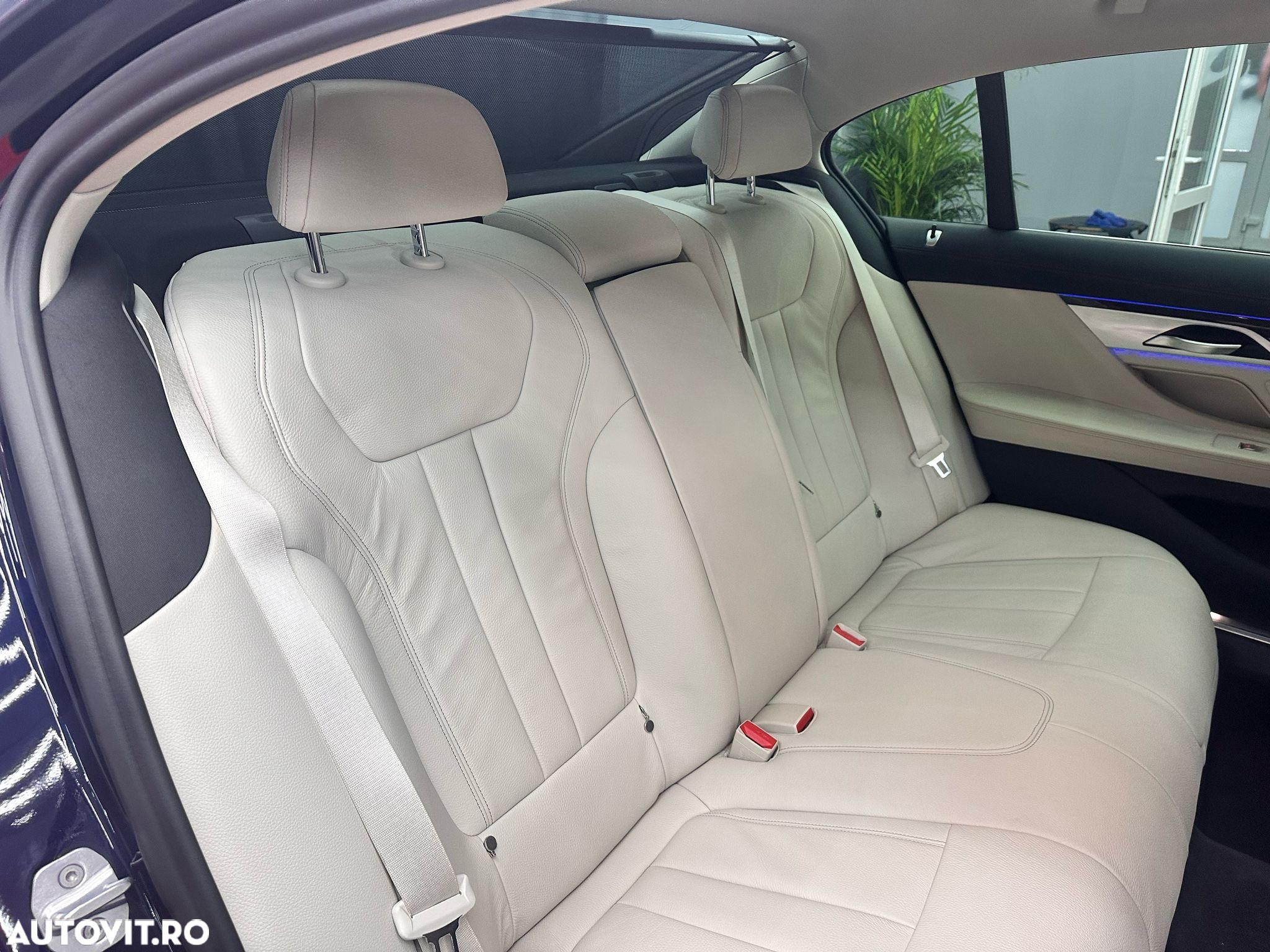 BMW Seria 7 - 10