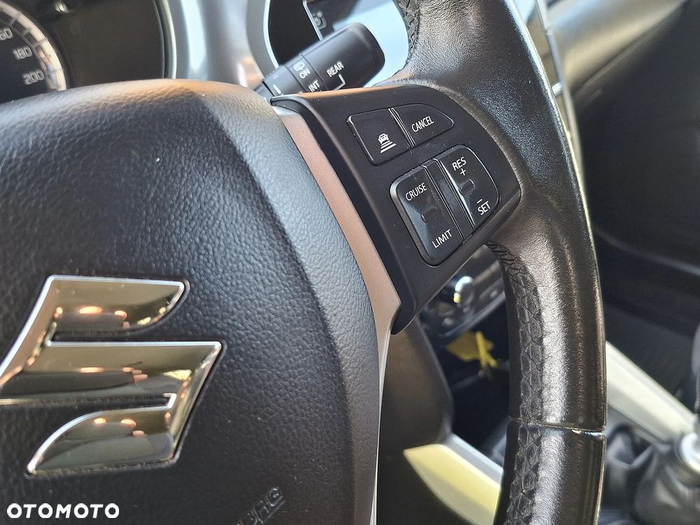Suzuki Vitara - 23