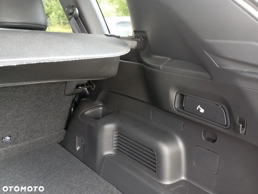 Mitsubishi Outlander Invite - 20