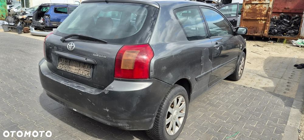 Toyota Corolla E12 2,0 D4D 2002r 3d hatchback lakier 1C3 silnik 1CDFTV - 3